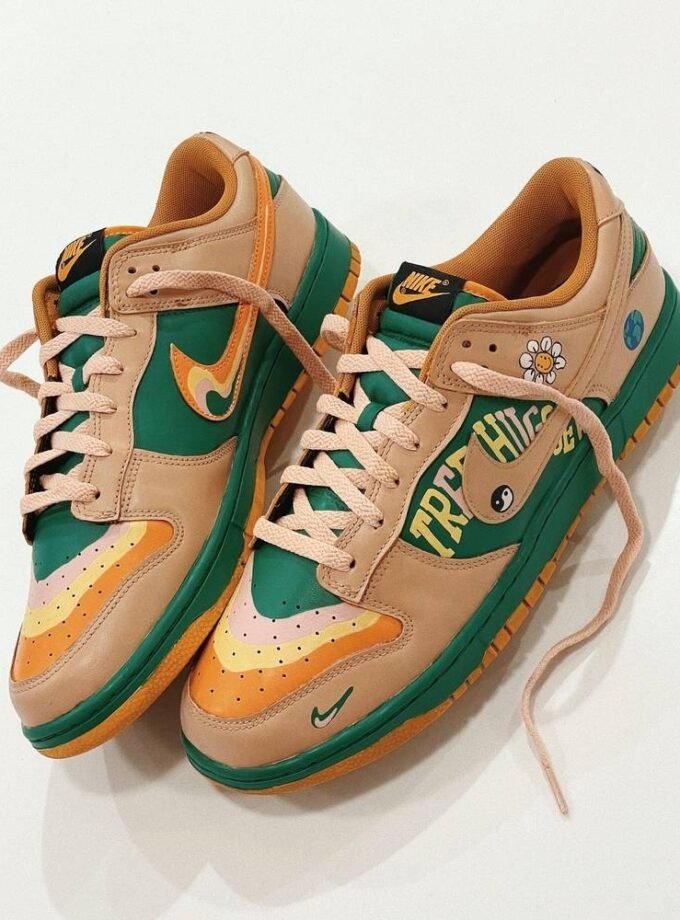 Nike SB Dunk Low Tree Hugger